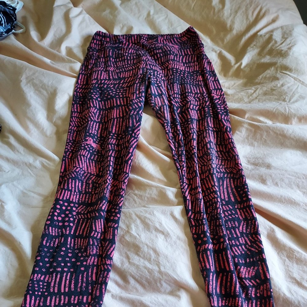 LuLaRoe Pattern leggings